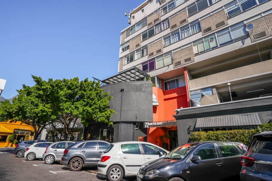 0 Bedroom Property for Sale in Gardens Western Cape